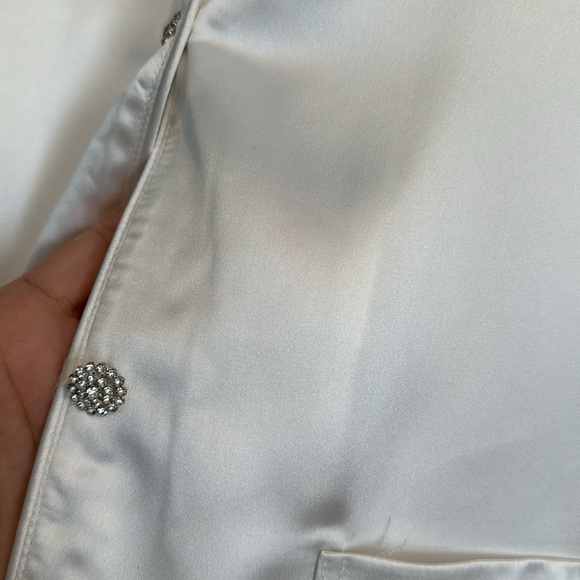 WHITE SATIN TOP WITH FUR TRIM - Picture 5 of 6